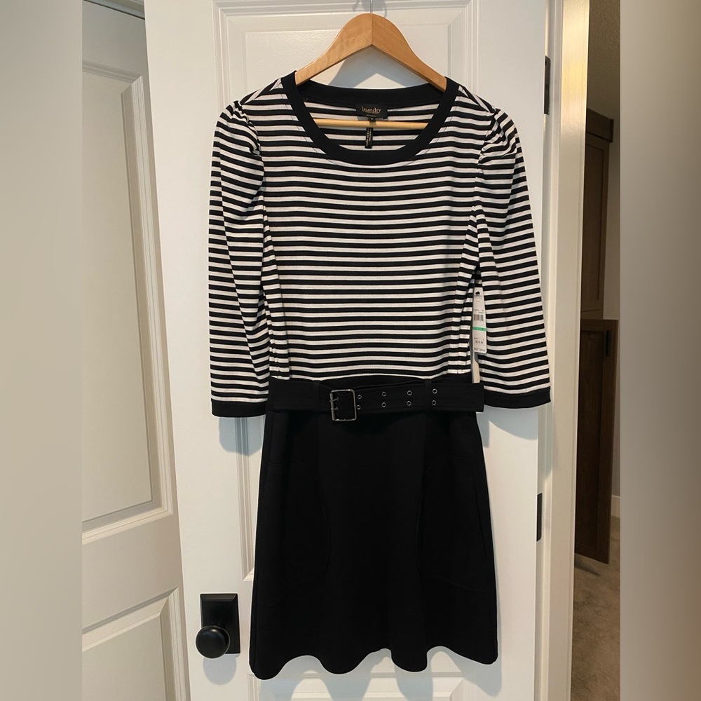 NWT laundry by Shelli Segal Retro-inspired striped dress
